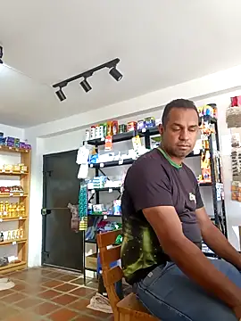 elnegro707070 online show from 11/23/25, 02:39