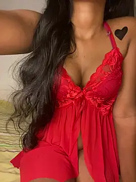 Snapshot of selena_mia chatting on 04/10/26, 06:12 selena mia online show from 04/10/26, 06:12