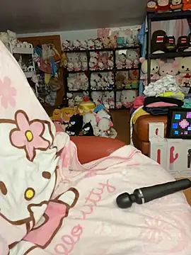 w3tkittty online show from 11/07/25, 05:40