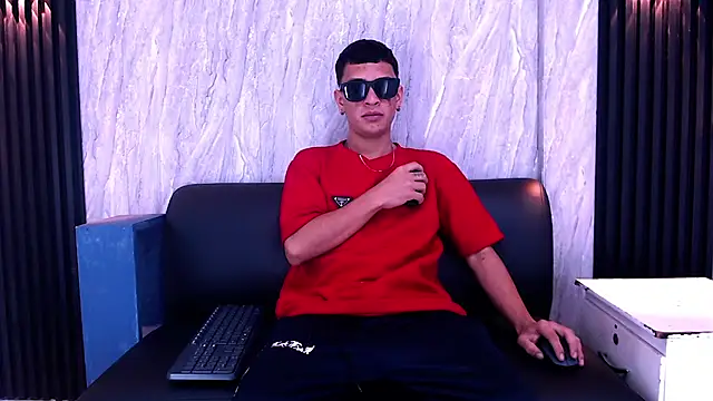 Matt Ruso online show from 10/22/25, 03:07