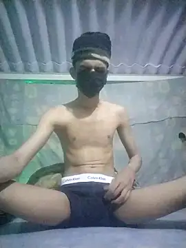 Snapshot of HannanKhan25 chatting on 11/08/25, 08:07 HannanKhan25 online show from 11/08/25, 08:07