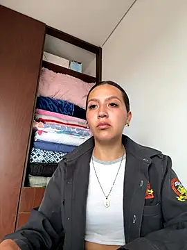 Snapshot of MELODY__06 chatting on 10/03/25, 12:24 MELODY 06 online show from 10/03/25, 12:24