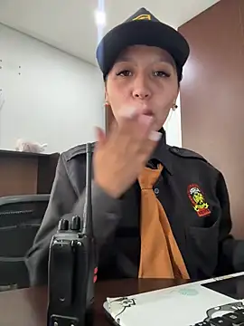 Snapshot of MELODY__06 chatting on 10/09/25, 12:14 MELODY 06 online show from 10/09/25, 12:14