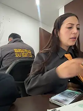 Snapshot of MELODY__06 chatting on 10/16/25, 12:39 MELODY 06 online show from 10/16/25, 12:39