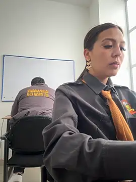 Snapshot of MELODY__06 chatting on 11/02/25, 01:46 MELODY 06 online show from 11/02/25, 01:46