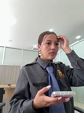 Snapshot of MELODY__06 chatting on 11/09/25, 01:20 MELODY 06 online show from 11/09/25, 01:20