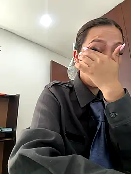 Snapshot of MELODY__06 chatting on 11/12/25, 12:16 MELODY 06 online show from 11/12/25, 12:16