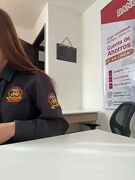 Snapshot of MELODY__06 chatting on 11/27/25, 12:07 MELODY 06 online show from 11/27/25, 12:07