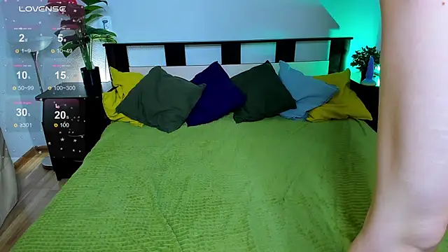 Snapshot of just_suka chatting on 09/28/25, 04:07 just suka online show from 09/28/25, 04:07