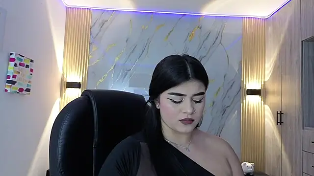 Kariina  69 online show from 12/23/25, 03:15