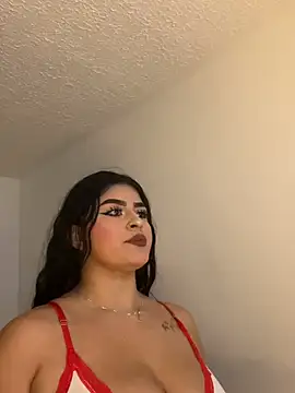 Kariina  69 online show from 07/04/26, 12:55