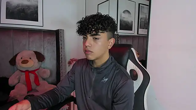 Niick Twink online show from 09/11/25, 07:03