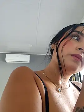 Rosa Warreen  online show from 10/20/25, 12:49