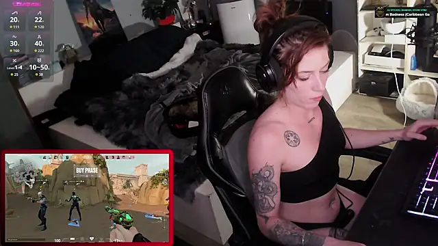 Snapshot of Horny_Makima chatting on 10/17/25, 10:07 Horny Makima online show from 10/17/25, 10:07