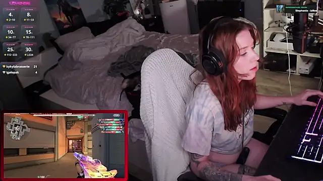 Snapshot of Horny_Makima chatting on 10/25/25, 10:45 Horny Makima online show from 10/25/25, 10:45