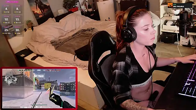 Snapshot of Horny_Makima chatting on 10/29/25, 10:06 Horny Makima online show from 10/29/25, 10:06