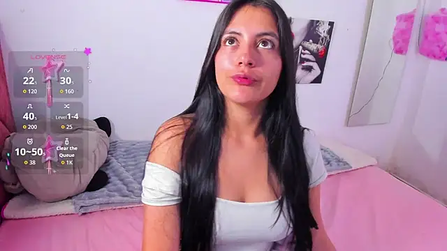 mialeia01 online show from 11/27/25, 10:17