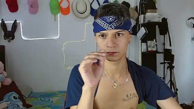 axce1 boy24 online show from 09/11/25, 06:19