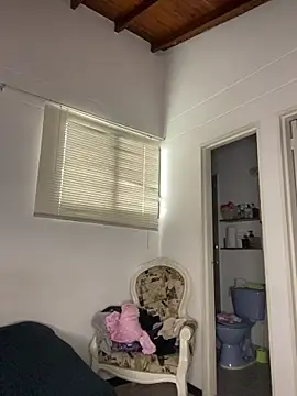 Mia  Gray online show from 12/03/25, 06:06