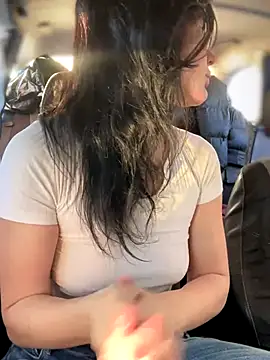 Snapshot of MeekyRich chatting on 11/18/25, 03:12 MeekyRich online show from 11/18/25, 03:12