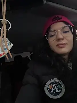 Snapshot of MeekyRich chatting on 11/29/25, 02:03 MeekyRich online show from 11/29/25, 02:03