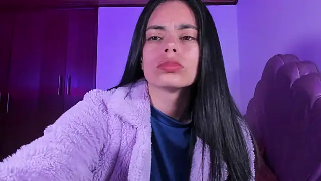 BellaSun  online show from 10/01/25, 04:51