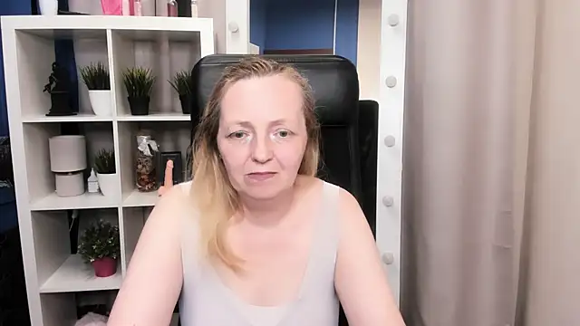 Karen Villis online show from 07/02/26, 12:22