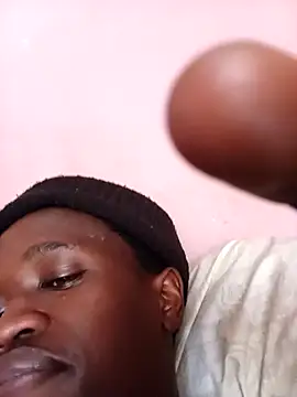 Snapshot of Thenaughtyboy360 chatting on 09/17/25, 09:44 Thenaughtyboy360 online show from 09/17/25, 09:44