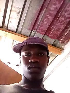 Snapshot of Thenaughtyboy360 chatting on 10/01/25, 12:22 Thenaughtyboy360 online show from 10/01/25, 12:22