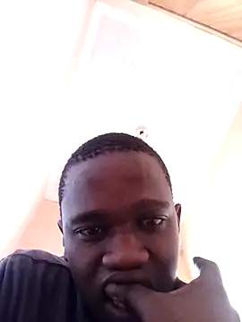 Snapshot of Thenaughtyboy360 chatting on 11/06/25, 12:39 Thenaughtyboy360 online show from 11/06/25, 12:39