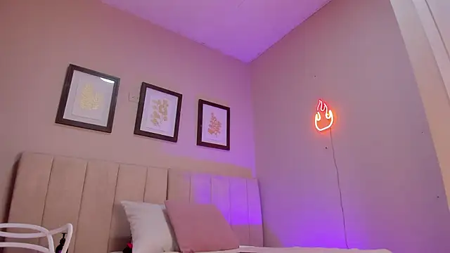  lucia 18 online show from 09/29/25, 06:13