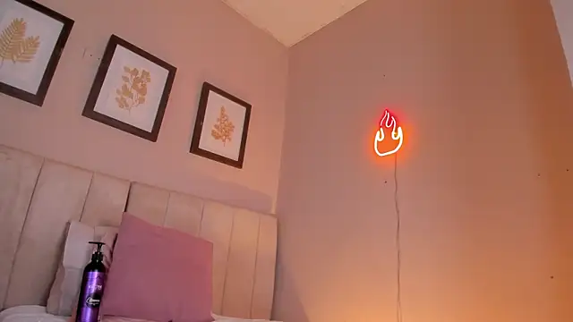  lucia 18 online show from 10/14/25, 06:31