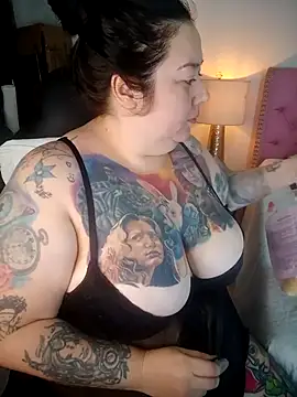 Snapshot of kai_cenat chatting on 11/20/25, 11:32 kai cenat online show from 11/20/25, 11:32