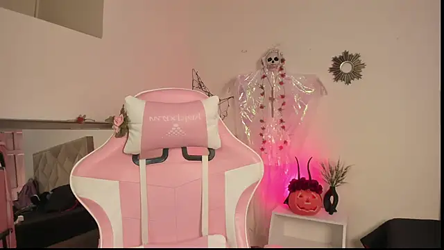 Paprika  online show from 10/22/25, 06:29