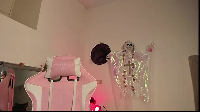 Paprika  online show from 10/31/25, 06:20