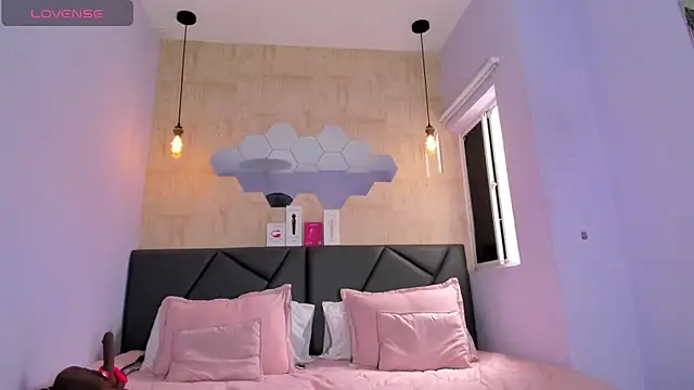 valentina-diiaz online show from 05/14/26, 02:02