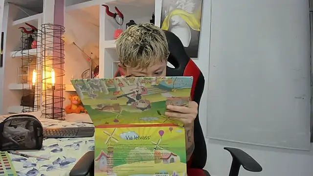 angels petite  online show from 09/22/25, 02:46