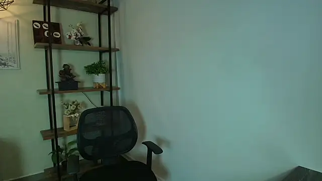  Victoria Collins online show from 07/27/26, 11:06