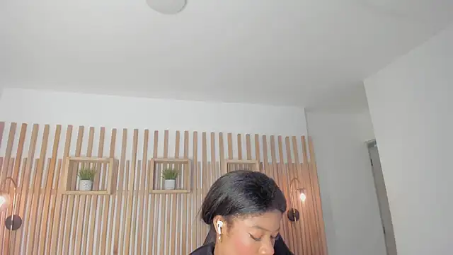 Snapshot of ciara_blake chatting on 01/06/26, 11:36 ciara blake online show from 01/06/26, 11:36