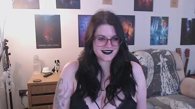 GothSuccubusBabe online show from 12/19/25, 04:58
