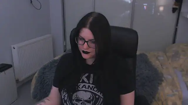 GothSuccubusBabe online show from 08/04/26, 12:25