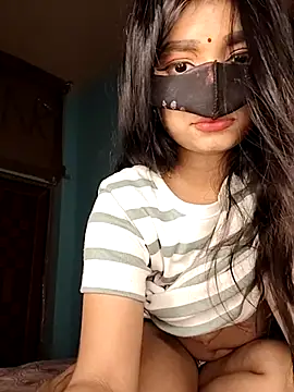 Riya 35 sexy online show from 07/04/26, 05:52