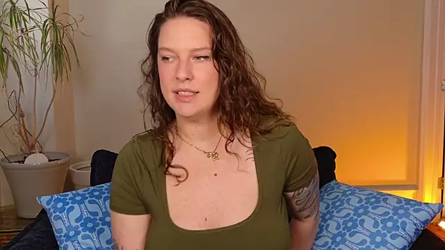 rach oneill online show from 06/10/26, 07:13