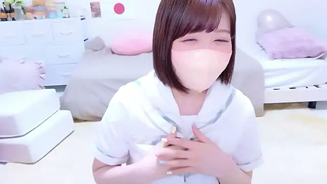 Snapshot of _suika_ chatting on 07/08/26, 04:11 suika online show from 07/08/26, 04:11