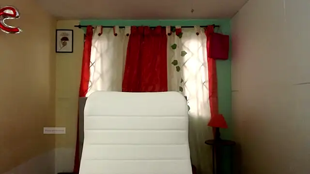 vale miel online show from 11/21/25, 07:56