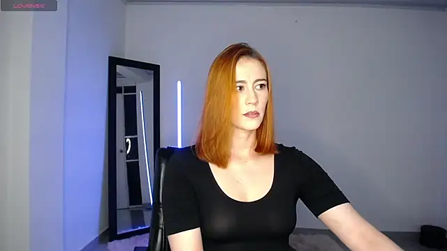 Snapshot of ANASTASIA_DOLL8 chatting on 11/27/25, 10:45 ANASTASIA DOLL8 online show from 11/27/25, 10:45