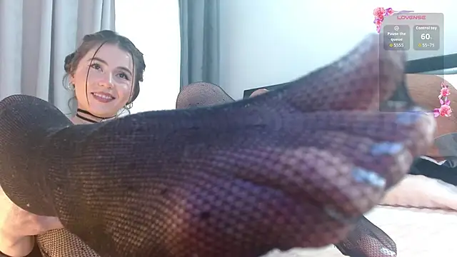 Salma Tori online show from 11/21/25, 09:35