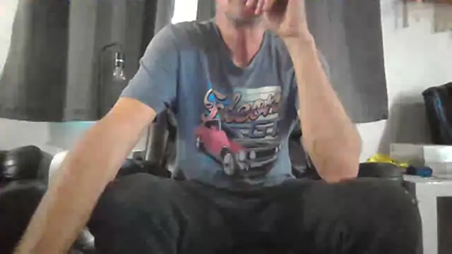 Lovyourpuss online show from 07/19/26, 02:15
