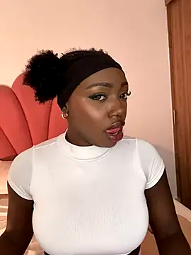 alissradiante1 online show from 11/05/25, 02:55