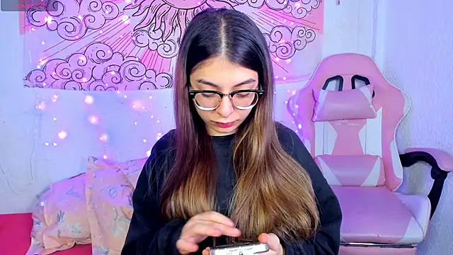 abbie jensen  online show from 07/30/26, 04:44